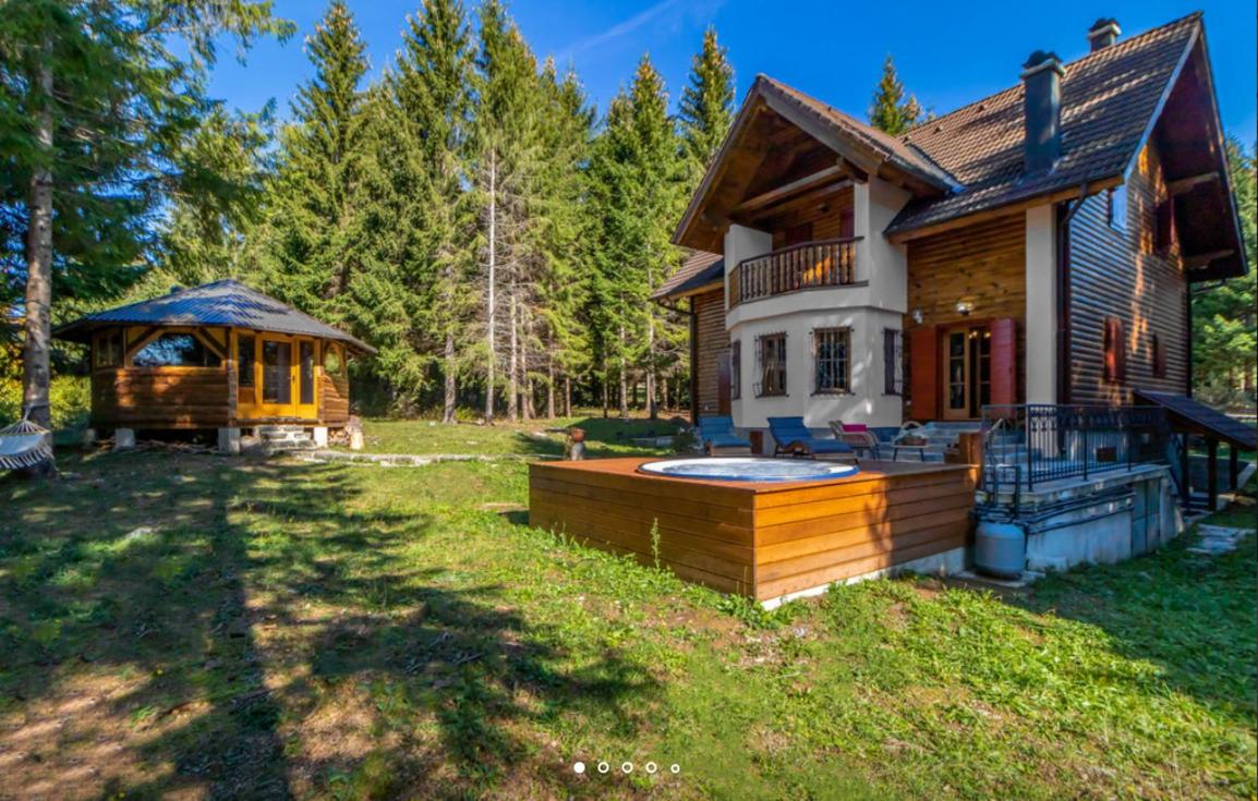 Luxury Love Chalet